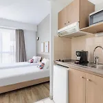Appart'city Confort Centre Aparthotel 3*