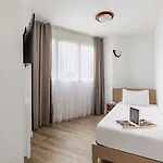 Appart'city Confort Centre Aparthotel Le Mans