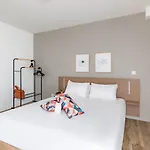 Appart'city Confort Centre Aparthotel 3*