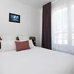 Appart'city Confort Centre Aparthotel 3*