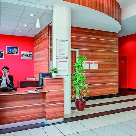 Appart'city Confort Centre Apartahotel 3*