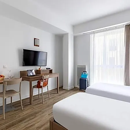 Appart'city Confort Centre 3* لو مان