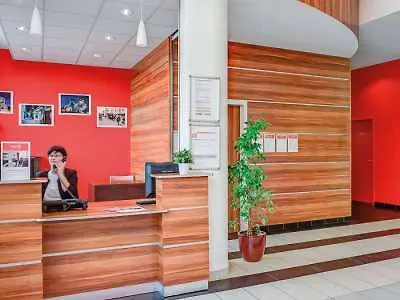 Ξενοδοχείο με διαμερίσματα Appart'city Confort Centre Λε Μανς