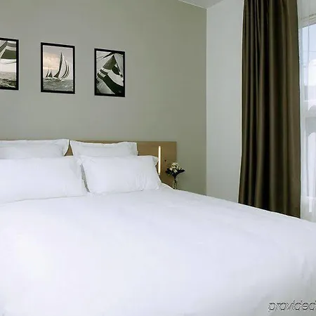 Appart'city Confort Centre Apartahotel 3*