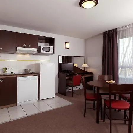 מלון דירות Appart'city Confort Centre לה מאנש