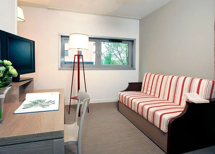 Aparthotel Appart'city Confort Centre Le Mans