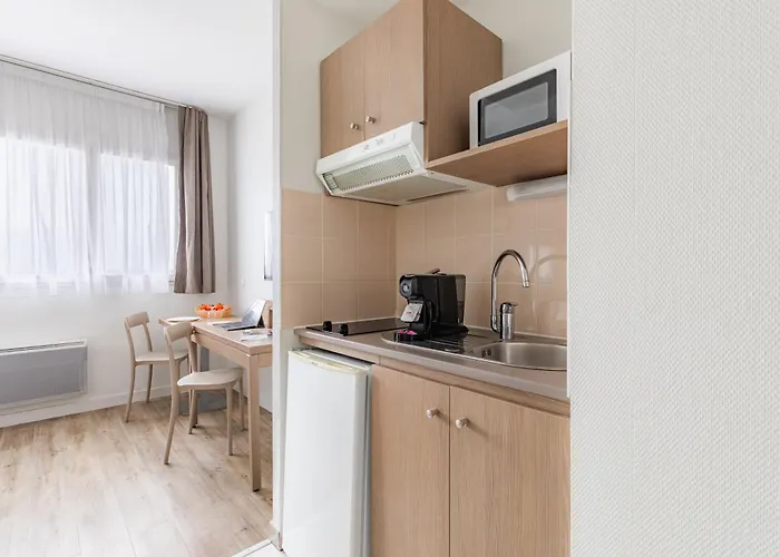 Aparthotel Appart'city Confort Centre Le Mans