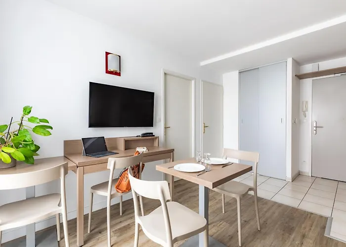 Appart'city Confort Centre Aparthotel Le Mans