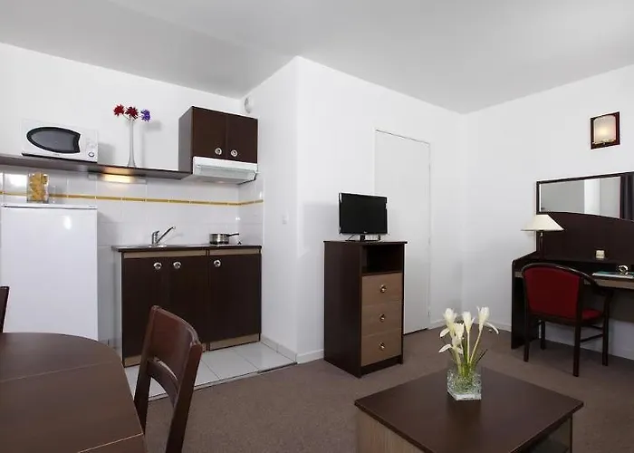 Aparthotel Appart'city Confort Centre 3*