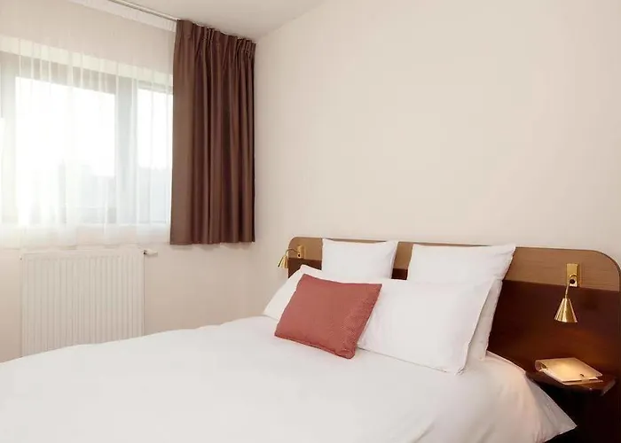 Appart'city Confort Centre Aparthotel 3*