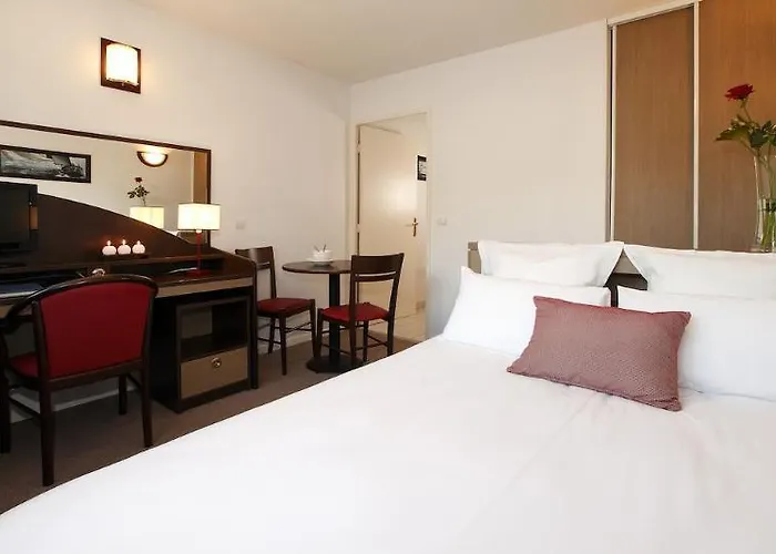 Appart'city Confort Centre Aparthotel